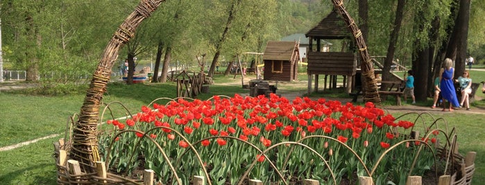 Парк «Феофанія» is one of European Sights.