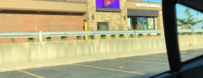 Taco Bell is one of Naper.