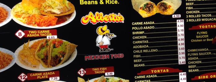 Alberto's Mexican Food is one of Orte, die KENDRICK gefallen.