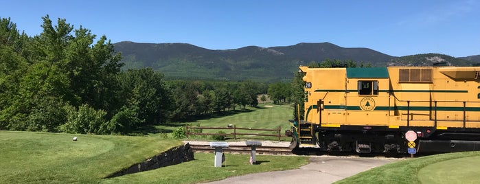 North Conway Country Club is one of Lieux qui ont plu à Alex.