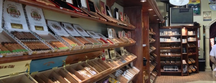 Sabor Havana Cigars is one of Ana Cristina 님이 좋아한 장소.