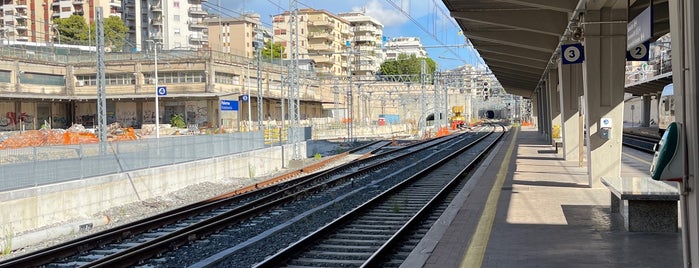 Stazione Palermo Notarbartolo is one of 🇮🇹 Bella Italia 2023.