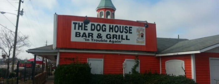 The Dog House Bar & Grill is one of Yum!!!.
