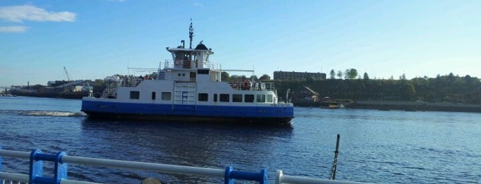 Shields Ferry is one of Lugares favoritos de Carl.