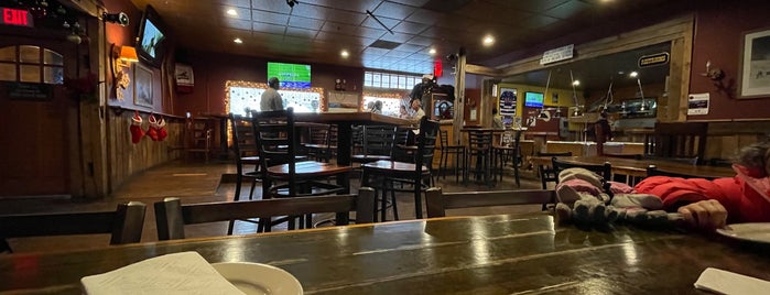Rimrocks Tavern is one of Best Bars in Vermont to watch NFL SUNDAY TICKET™.