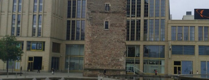 Roter Turm is one of สถานที่ที่ Thomas ถูกใจ.