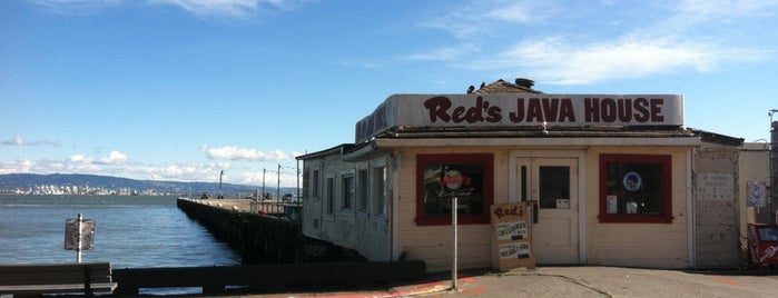 Red's Java House is one of SF Restaurants.