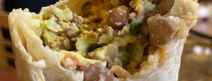 Taqueria Castillo B2 is one of The 15 Best Places for Veggie Burritos in San Francisco.