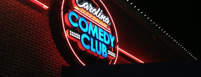 Carolina Comedy Club is one of Orte, die Tad gefallen.