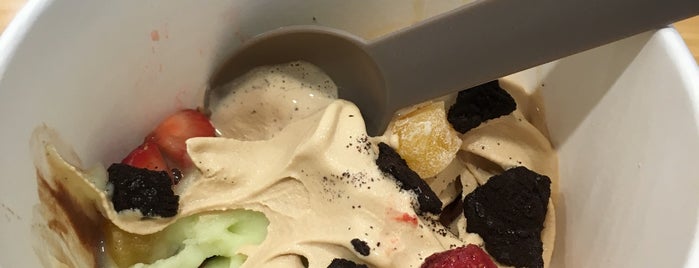 Ilya Frozen Yoghurt is one of Faux-Chi.