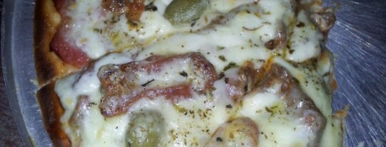 Pizzaria La Belle is one of Favorite Food.