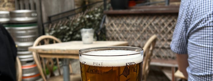 Craft & Courage is one of London's Best for Beer.