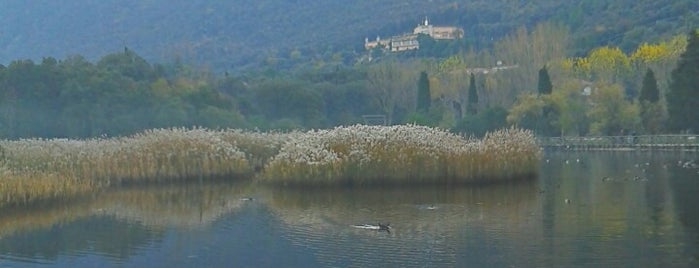 Lago Grande o del Calcagno is one of Per il Conero.