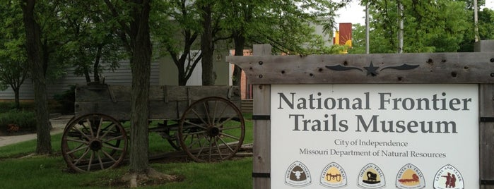 National Frontier Trails Museum is one of Phil'in Beğendiği Mekanlar.