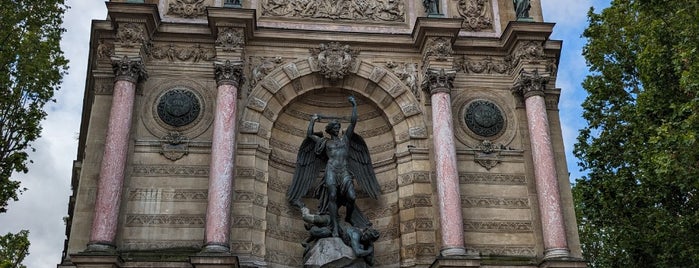 Fontana di Saint-Michel is one of París.