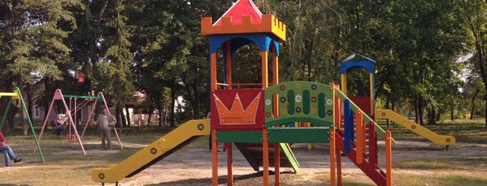 Парк "Дружба" is one of Миргород.