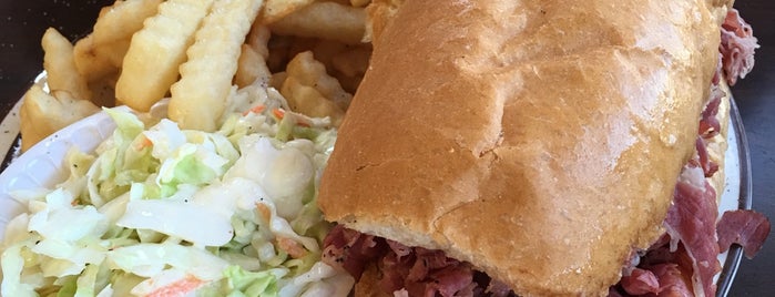 Johnnie's Pastrami is one of The 15 Best Places for French Fries in Los Angeles.