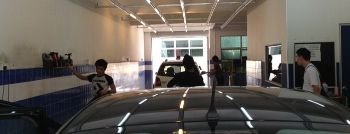 On & On Polish Carwash & Salon is one of Hello Putra Heights.