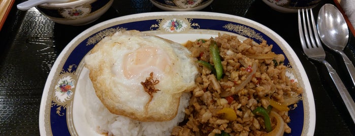 タイ料理 ゲーンキョワーン is one of 新宿ランチ (Shinjuku lunch).