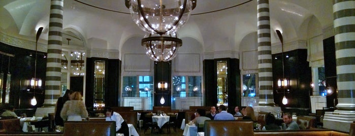 Massimo Restaurant & Oyster Bar is one of Favourite London restaurants.