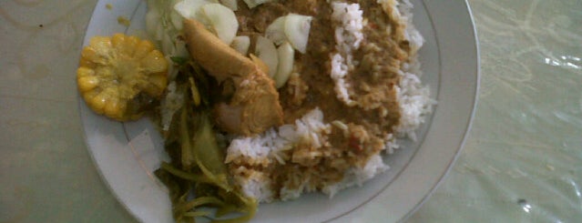 RM. Khas Aceh Rayeuk is one of Food.