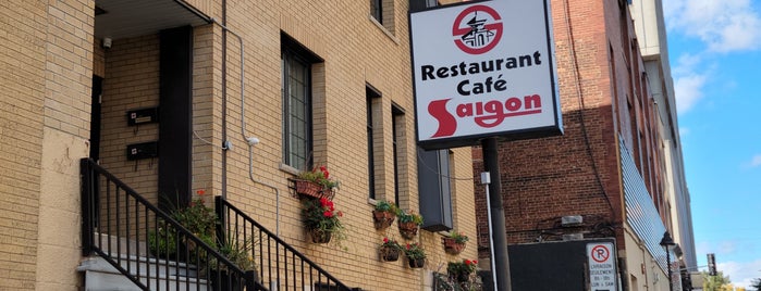 Café Saigon is one of Restaurantes Montreal.