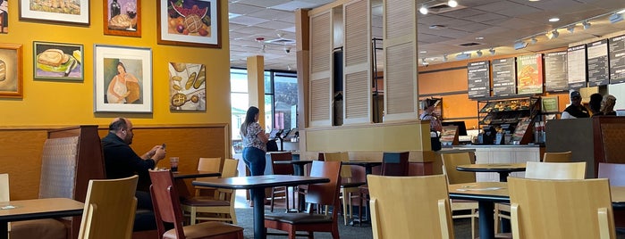 Panera Bread is one of The 13 Best Places for Bagels in Houston.