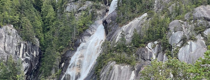 Shannon Falls Provincial Park is one of Vancouver, Canada.
