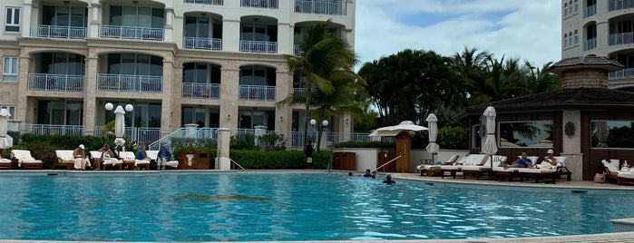 Pool at Seven Stars Resort is one of Lieux qui ont plu à Shaun.