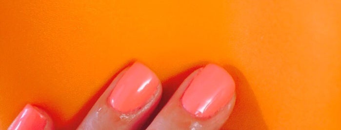 Pink Nail is one of Locais curtidos por Anitta.