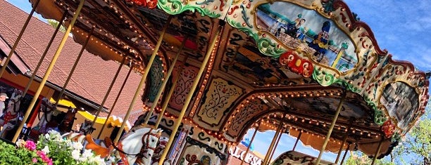 Carousel at Disney Springs is one of October 2014 Disney Trip.