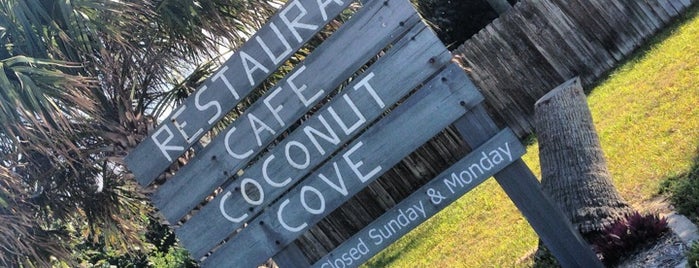 Cafe Coconut Cove is one of สถานที่ที่ Atlantic ถูกใจ.