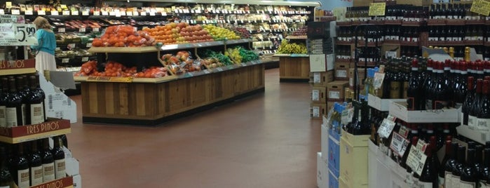 Trader Joe's is one of Lateria’s Liked Places.
