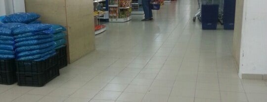 Checkers Hypermarket is one of Tempat yang Disukai ꌅꁲꉣꂑꌚꁴꁲ꒒.