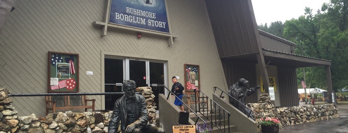 Rushmore Borglum Museum is one of South and North Dakota.