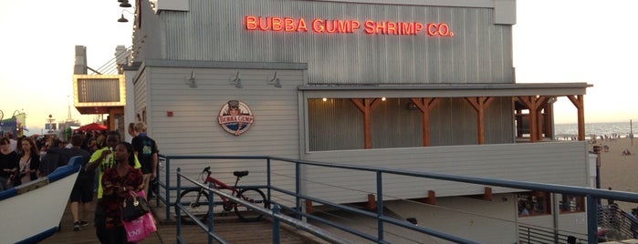 Bubba Gump Shrimp Co. is one of Tempat yang Disukai Noel.