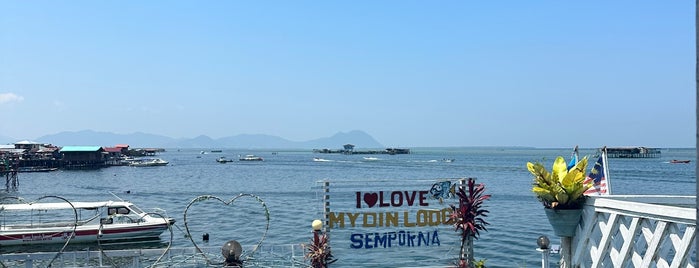 Jeti Pelancong dan Pusat Maklumat Semporna, Sabah is one of Honeymoon.
