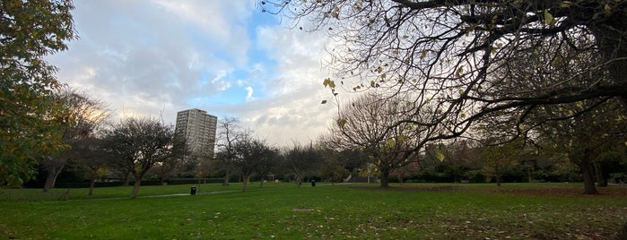 King Edward Memorial Park is one of London.