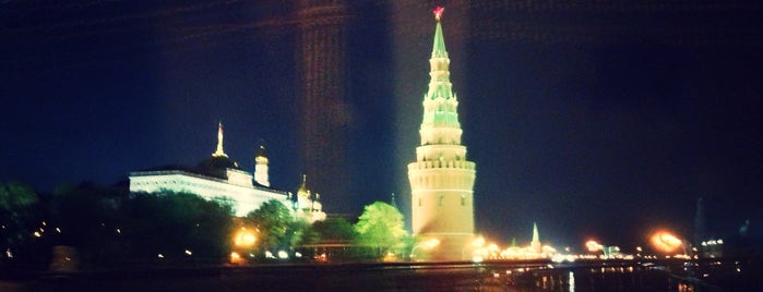 Кремлёвская набережная is one of Москва.