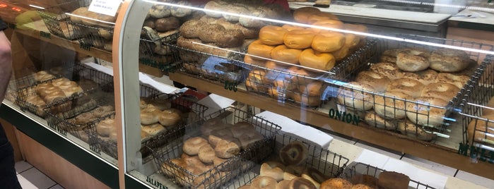 Hopewell Hot Bagels is one of Hudson Valley to-do.