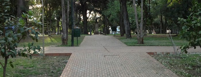 Parque Rubén Darío is one of Lieux sauvegardés par Crystal.