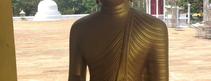 Anuradhapura Sacred City is one of Trips / Sri Lanka.