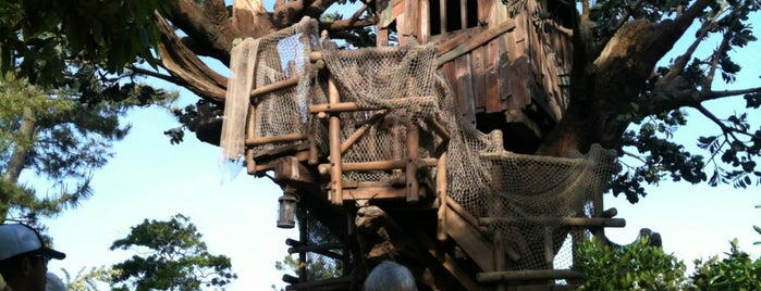 Tom Sawyer Island is one of 🍩'ın Beğendiği Mekanlar.