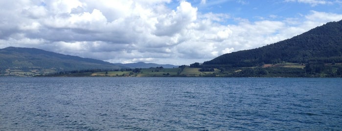 Lago Riñihue is one of La Exiliada del Sur.