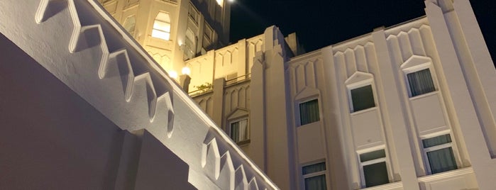 Hotel NH Buenos Aires City is one of Lieux qui ont plu à Eduardo.