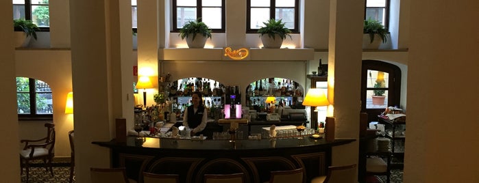 Café Bar Pöppelmann is one of Locais curtidos por Eduardo.