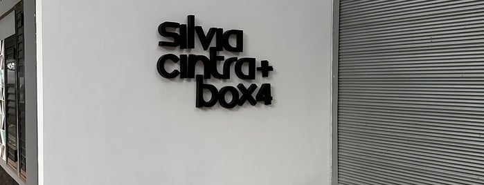 Galeria Silvia Cintra + Box 4 is one of Lugares que Van & Fê estiveram II.