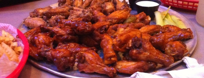 Pluckers Wing Bar is one of Gluten-free food.