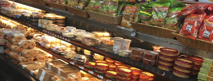 CTown Supermarkets is one of flea market.