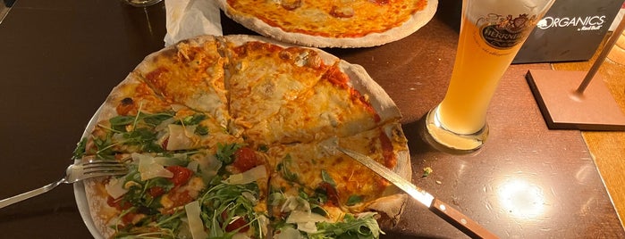 Laurin Pasta & Pizza is one of straubing.